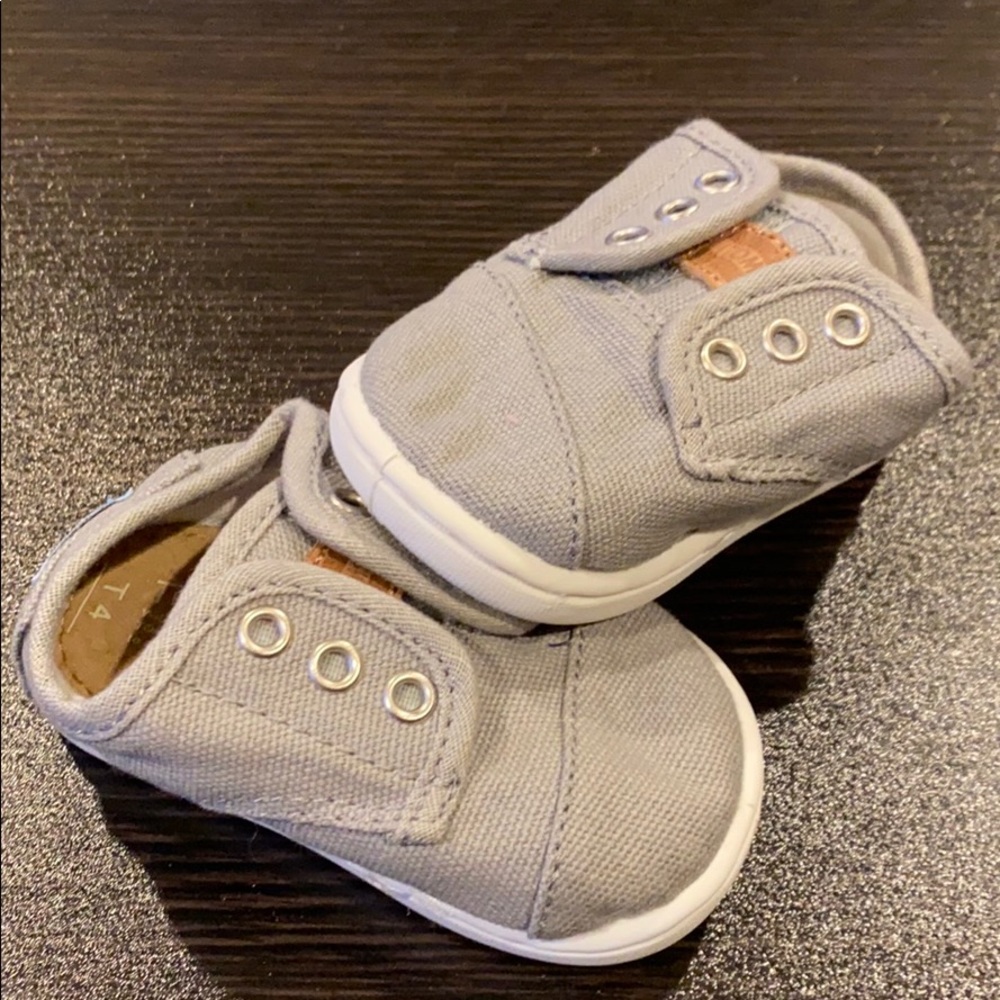 Baby Toms sz T4